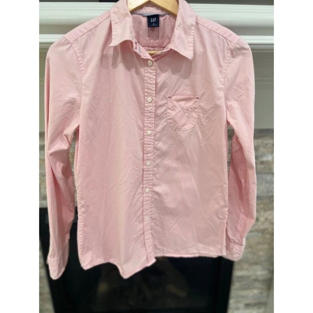 GAP Women’s Pink Button-Down Shirt-Size 4